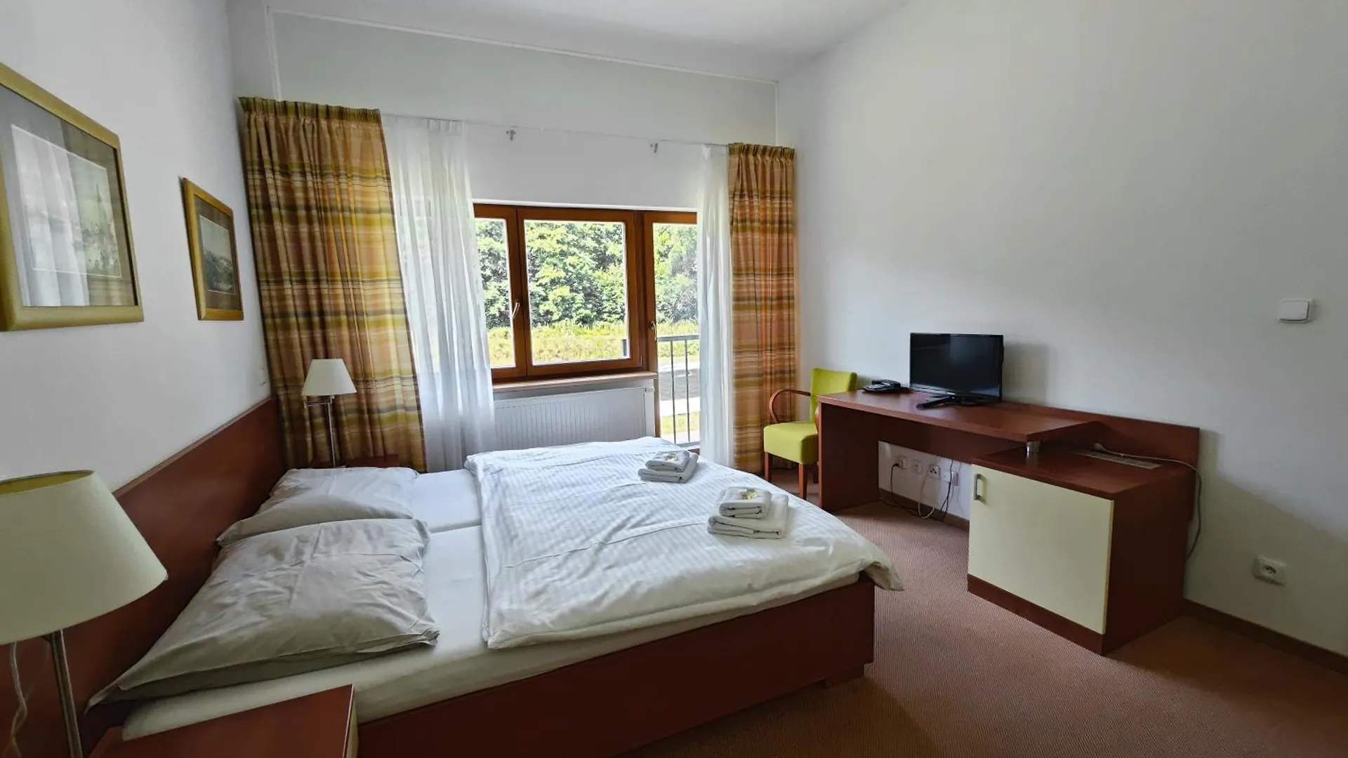 *** Vakantiepark Geyserpark Village Karlsbad Tsjechië
