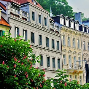 **** Hotel Renesance Krasna Kralovna Tsjechië